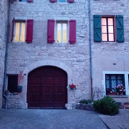 Le Refuge Des Remparts *